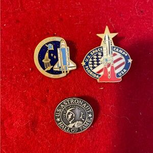 3 NASA Straight Back Souvenir Pins Astronaut Hall of Fame Columbia STS-80